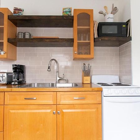 Central & Comfortable Home Walk To The Beach! Джэксонвилл-Бич Экстерьер фото