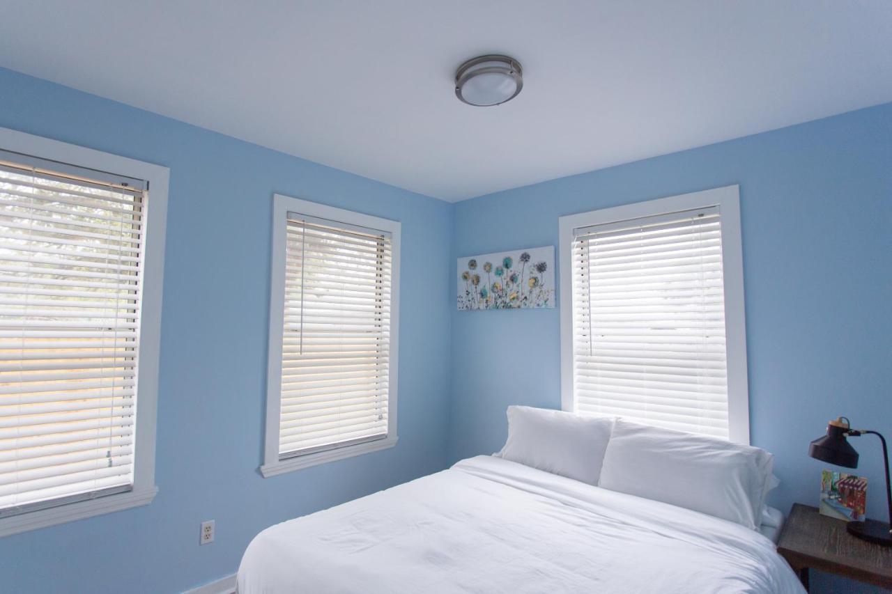 Central & Comfortable Home Walk To The Beach! Джэксонвилл-Бич Экстерьер фото